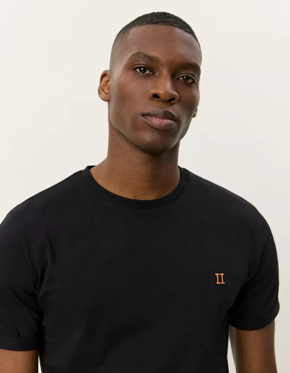 Les Deux Les Deux Norregaard T-Shirt Zwart