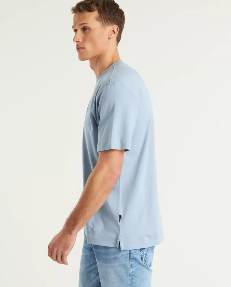 Chasin Chasin Dot T Shirt Blauw