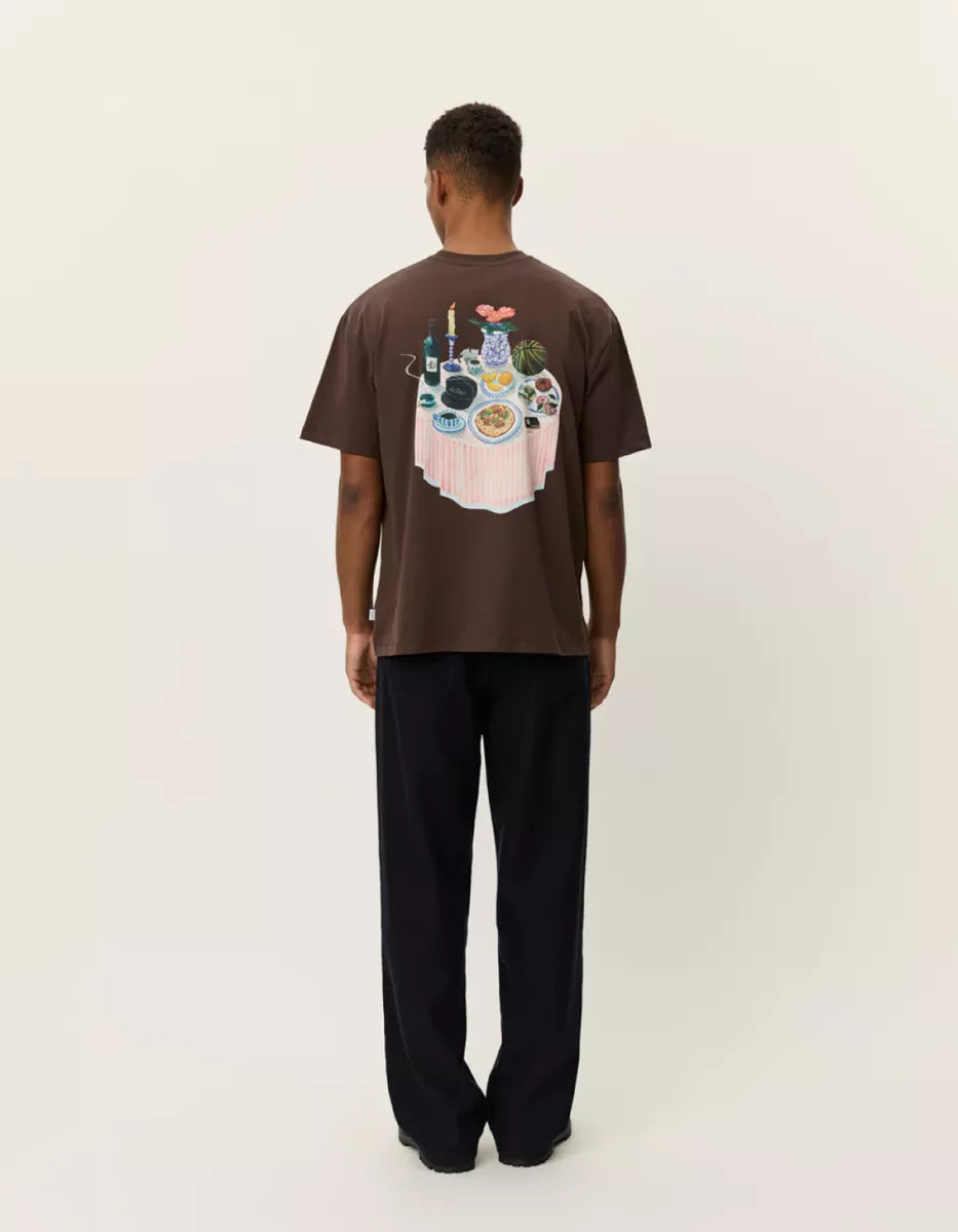 Les Deux Les Deux Cole Table T-Shirt - 1001106 Bruin